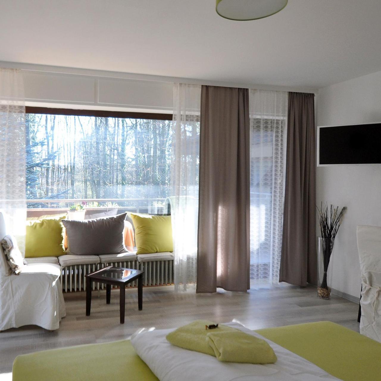 Waldpension Bielefeld Eksteriør billede